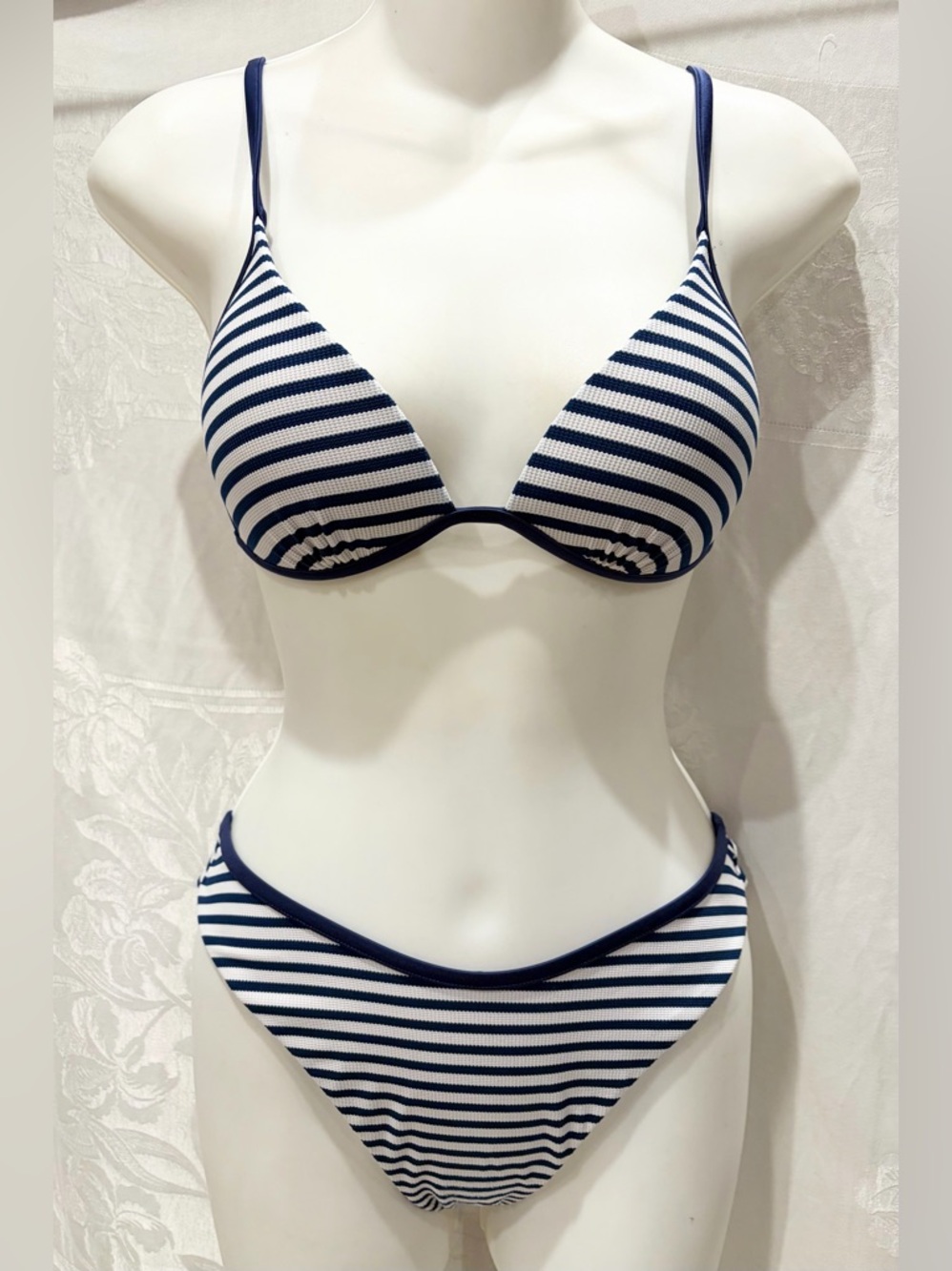 CALZEDONIA Navy Stripe Push Up Padded Top Bikini S $105